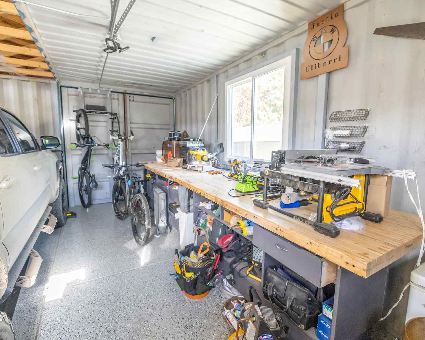 Ideas for the Best Shipping Container Garages