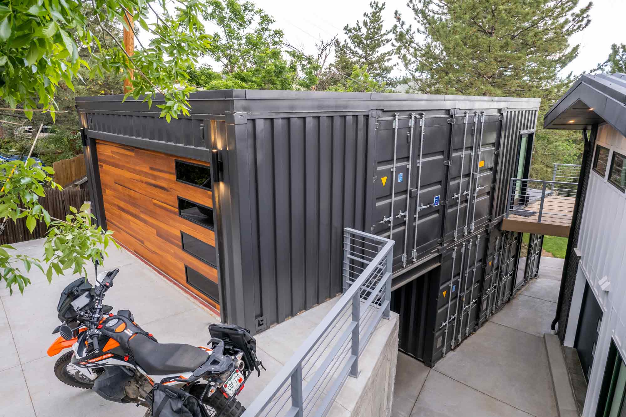 Project Gallery: Bruder Design House Garage - ROXBOX Containers